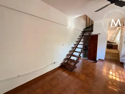 Depto Tipo Casa en Alquiler de 3 dormitorios