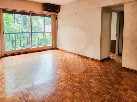 Departamento de 3 ambientes con cochera y baulera en Colegiales