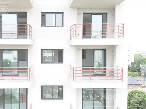 Departamento 2 ambiente en Venta Bernal Centro.