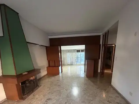Depto Tipo Casa en Alquiler de 4 ambientes