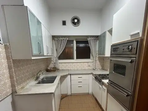 Depto Tipo Casa en Alquiler 60 años