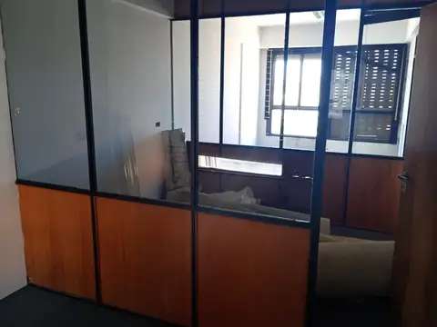 Oficina en Alquiler al Norte