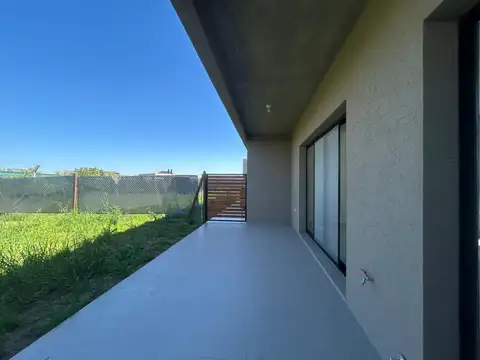 Casa en Venta en Funes, USD 227.000