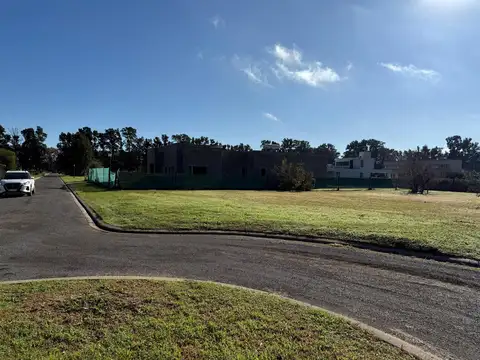 Se vende lote barrio cerrado Azahares del Parana. Sentidos 60