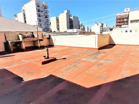 Aristóbulo del Valle 400, Piso 2