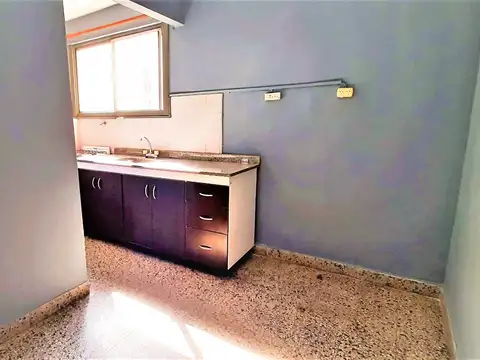 Aristóbulo del Valle 400, Piso 2