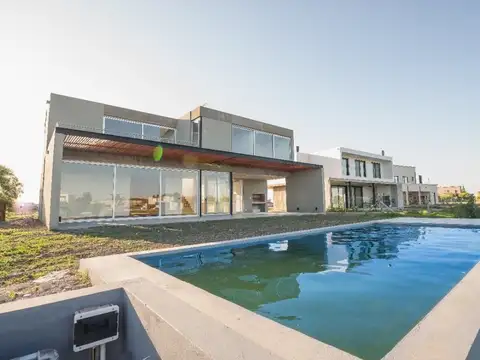 Casa  en Venta ubicado en San Sebastian, Escobar, G.B.A. Zona Norte