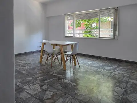Departamento 3 ambientes con 2 baños