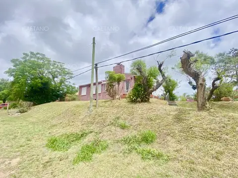 Casa 3 ambientes con 2 baños