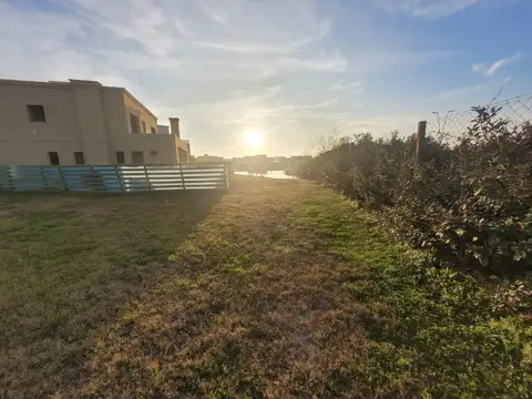 Terreno en Venta en Puertos - Barrio Ceibos, USD 115.000
