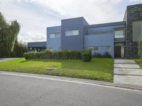 Casa en Venta en Haras Santa Maria, USD 790.000
