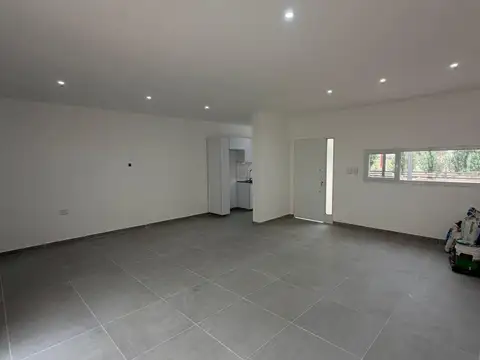 Depto Tipo Casa 4 ambientes con 1 baño