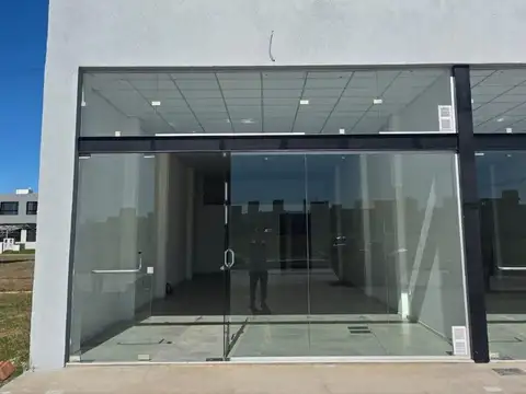 ALQUILER LOCAL DE 79m2 CON GAS COLINAS MANANTIALES