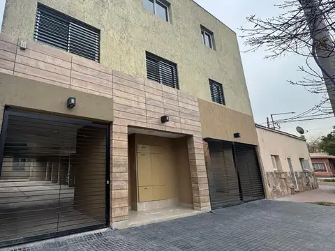 VENDE DEPARTAMENTO PLANTA BAJA DORREGO