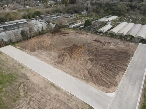 Av. Derqui 5800