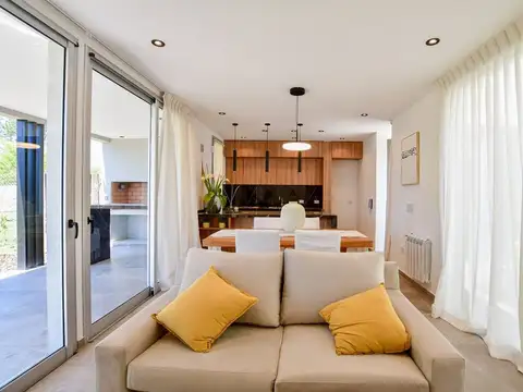 483 e/ 132 y 132 bis 3700