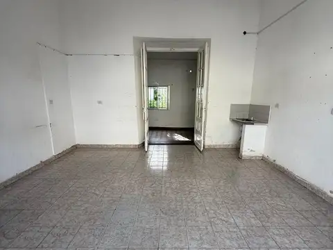 Local en Alquiler 96 años