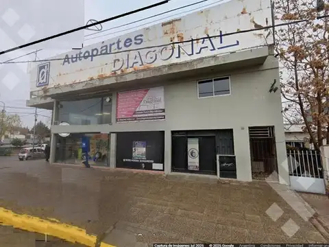 Venta de local comercial 500 m2 sobre Enrique Mosconi esquina Leguizamón