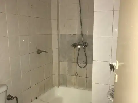 Departamento en Alquiler en Parque Las Heras, $ 400.000