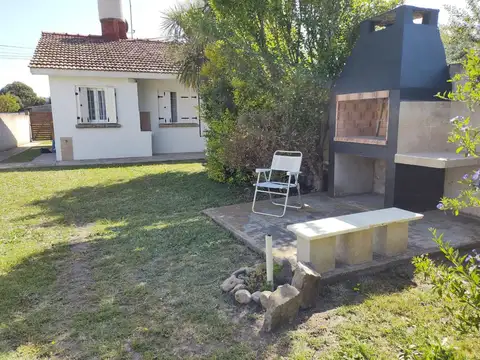 Depto Tipo Casa en Venta con 1 cocheras