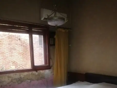 Depto Tipo Casa en Venta 50 años