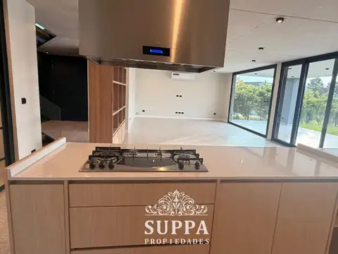 Casa en Venta al Noreste