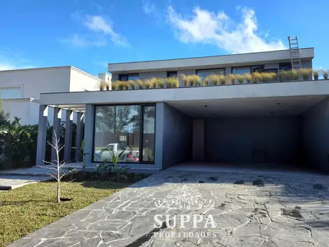 Casa en Laguna Grande