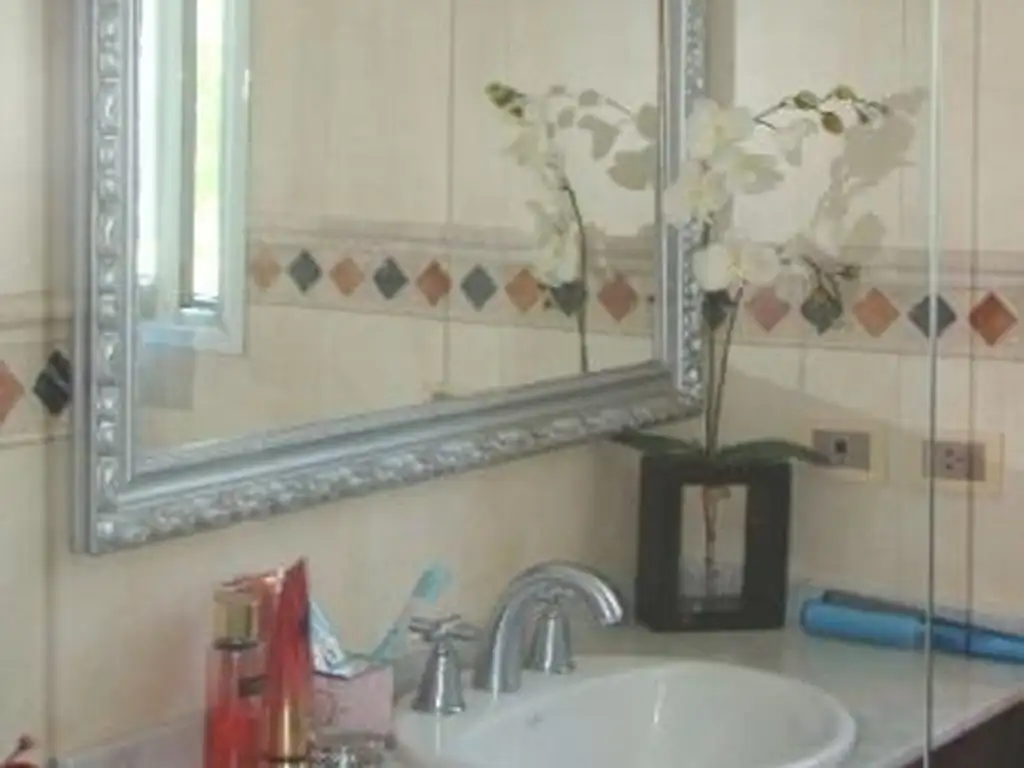 EXCELENTE PROPIEDAD  TRES DORMITORIOS CON PILETA - Foto 19