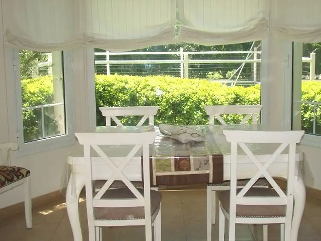 Casa en Solar Del Bosque de 3 dormitorios