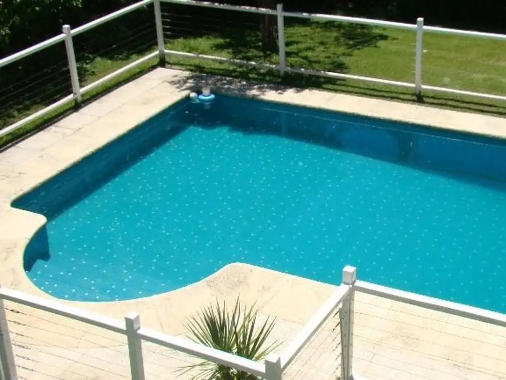 SOLAR DEL BOSQUE - EN MUY BUENA UBICACION A ESPACIO COMUN - 3 dormitorios