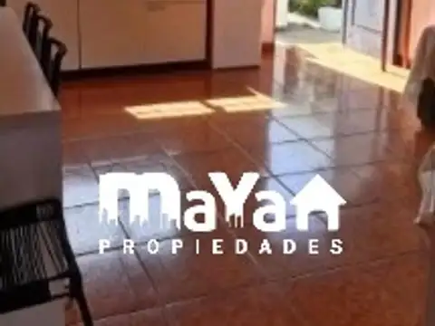 CASA EN VENTA - PILAR