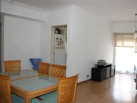 Estados Unidos 3100, Piso 2