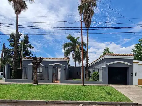 VENTA CASA 5 AMBIENTES JOSE C PAZ. GRAN JARDIN.