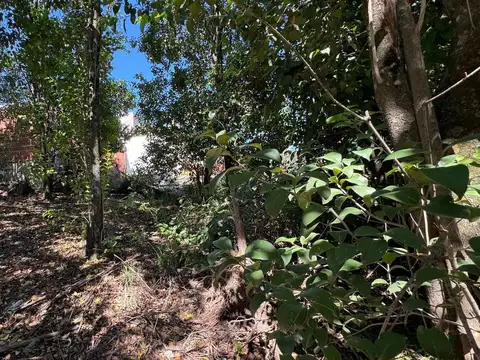 Terreno en Venta en Villa Catalina, USD 26.000