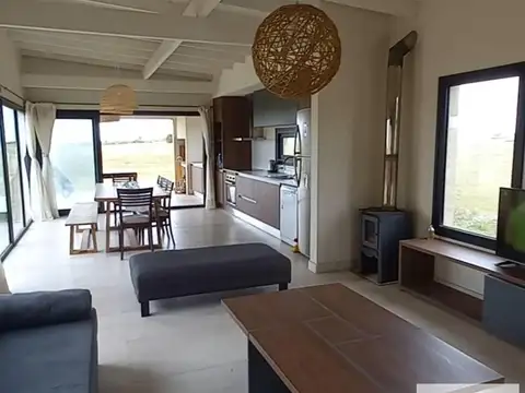 Casa en Venta en Miramar, USD 170.000