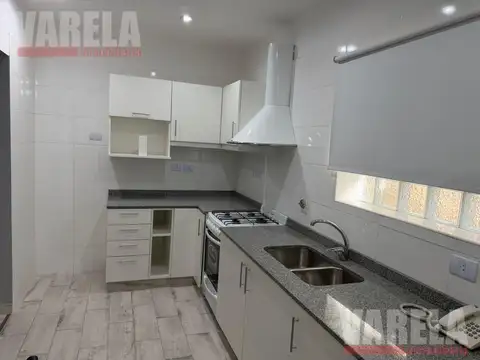 Depto Tipo Casa en Venta 40 años