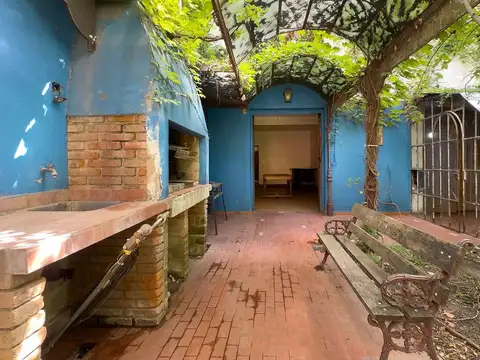 Depto Tipo Casa 4 ambientes con 2 baños