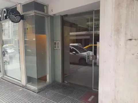 Arenales 2300, Piso 6