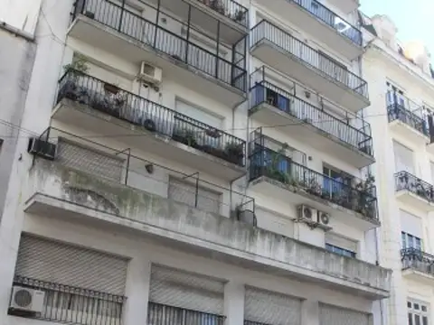PERÓN 1400
