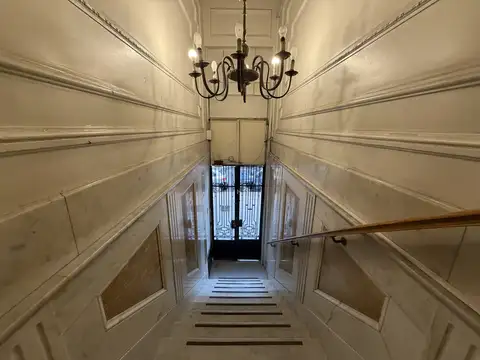 Depto Tipo Casa en Venta de 7 ambientes