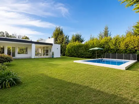 Casa 5 ambientes con 3 baños