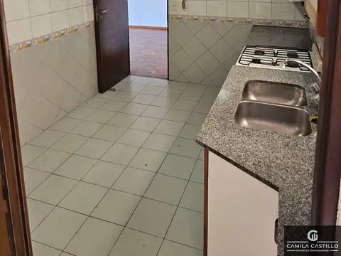 Departamento en Venta en Chacarita, USD 115.000