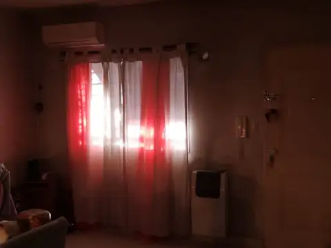 Depto Tipo Casa en Venta en Caseros, USD 55.000