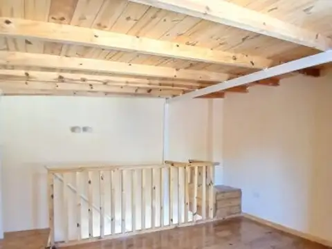 Depto Tipo Casa en Alquiler de 2 ambientes