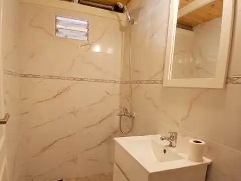 Se alquila un departamento de 2 ambientes - Parque Patricios