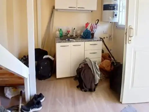 Depto Tipo Casa en Alquiler de 1 dormitorio