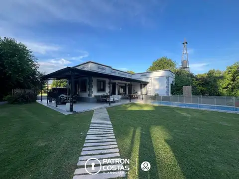 Casa en Venta con 1 cochera