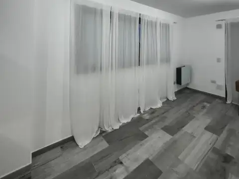 Departamento en Alquiler en Ituzaingo Norte, $ 600.000