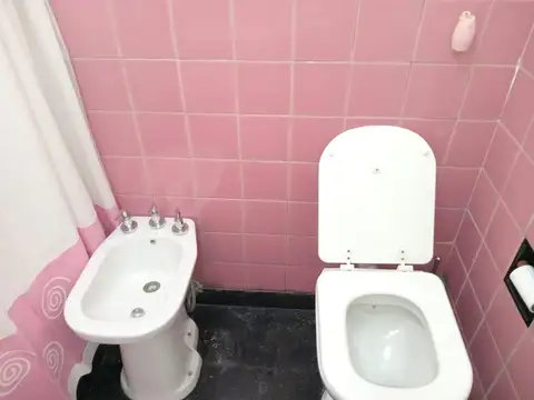 CASA EN VENTA CASTELAR NORTE