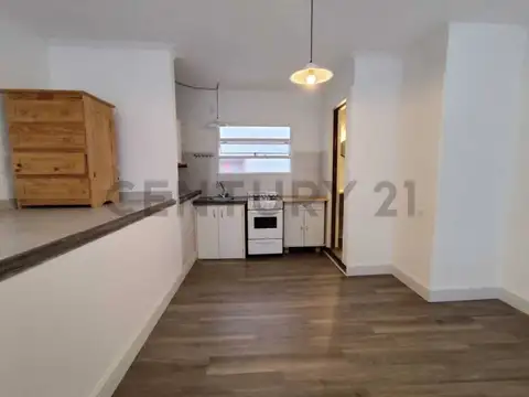 47 e/ 14 y 15 , Piso 1